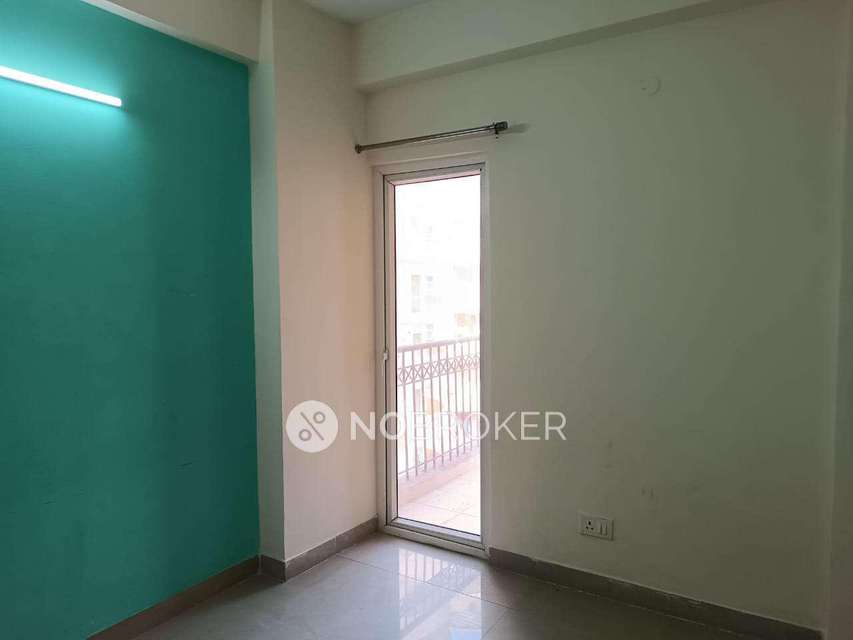 3 BHK Flat In Victoryone Central For Sale  In Sector 12