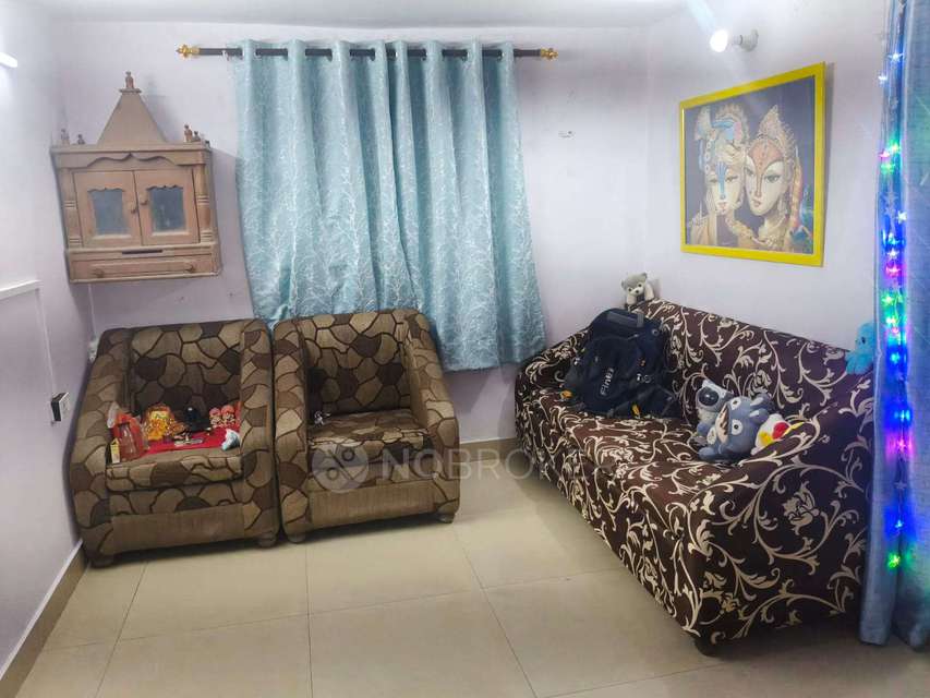 Shared Room for Female In 1 BHK  In Sb In Malviya Nagar