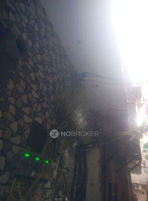 2 BHK Flat In Apartment for Rent  In Baljit Nagar