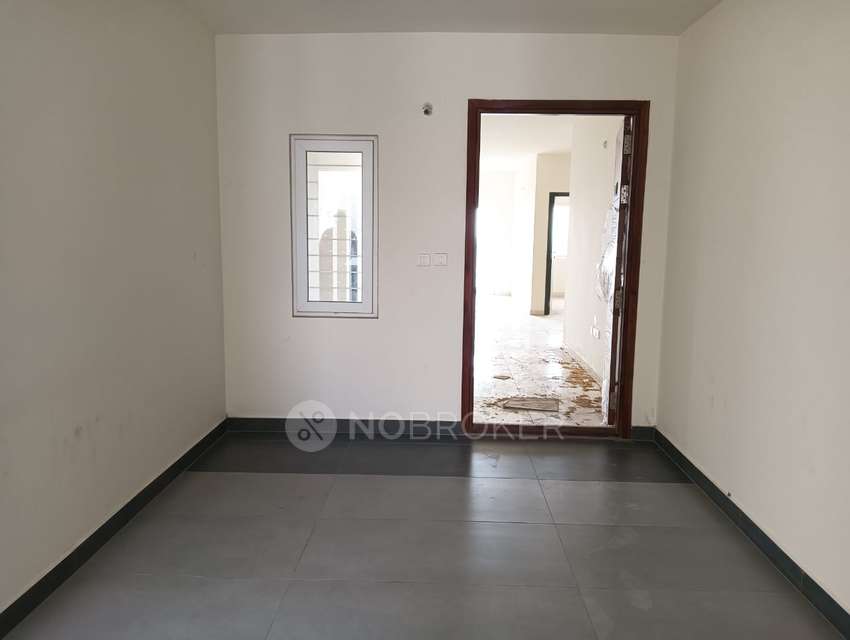 3 BHK Flat In Gothic Pentagon Clouds For Sale  In Miyapur Main Rd