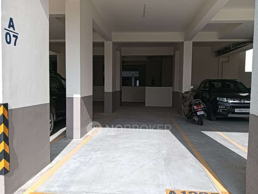 3 BHK Flat In Gothic Pentagon Clouds For Sale  In Miyapur Main Rd