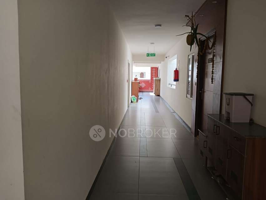 3 BHK Flat In Gothic Pentagon Clouds For Sale  In Miyapur Main Rd