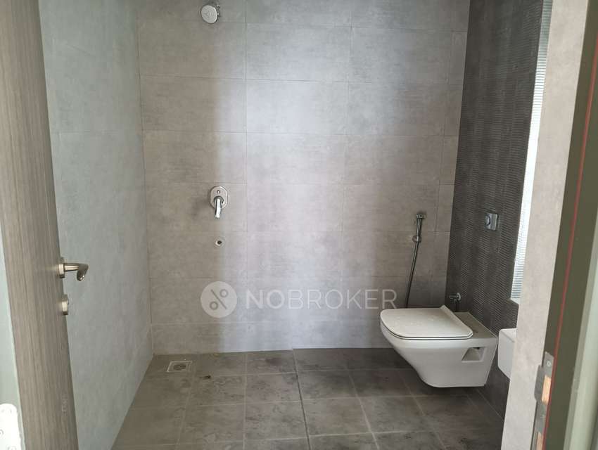 3 BHK Flat In Gothic Pentagon Clouds For Sale  In Miyapur Main Rd