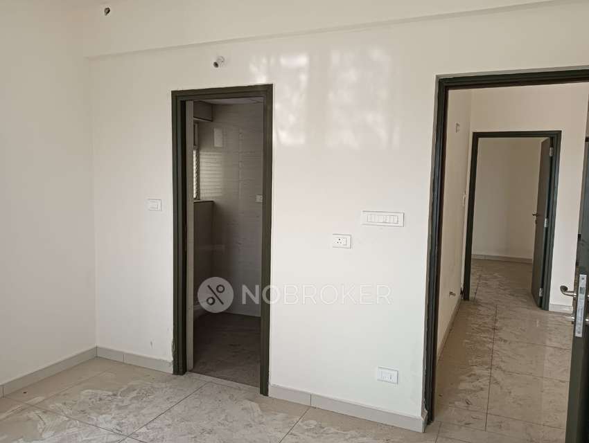 3 BHK Flat In Gothic Pentagon Clouds For Sale  In Miyapur Main Rd