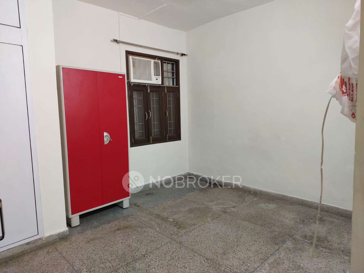 New Model Apartments Rohini Rent WITHOUT BROKERAGE Semifurnished 3