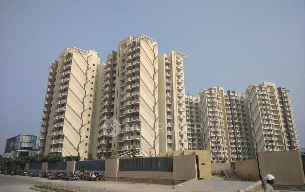 2 BHK Flat In M3m Woodshire for Rent  In Sector 107