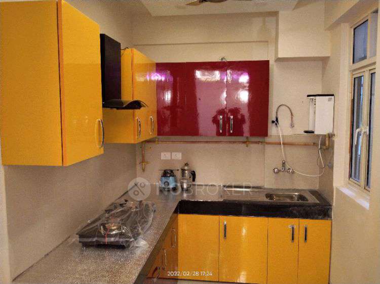 2 BHK Flat In Wave Executive Floors Nh 24 Ghaziabad for Rent  In Wave City Ghaziabad, Nh24