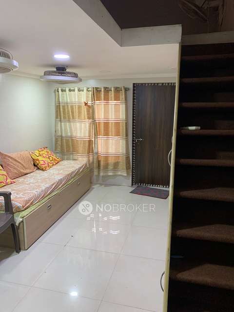 1 RK House For Sale  In Bandra West
