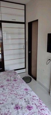 1 BHK Flat For Sale  In Malad West