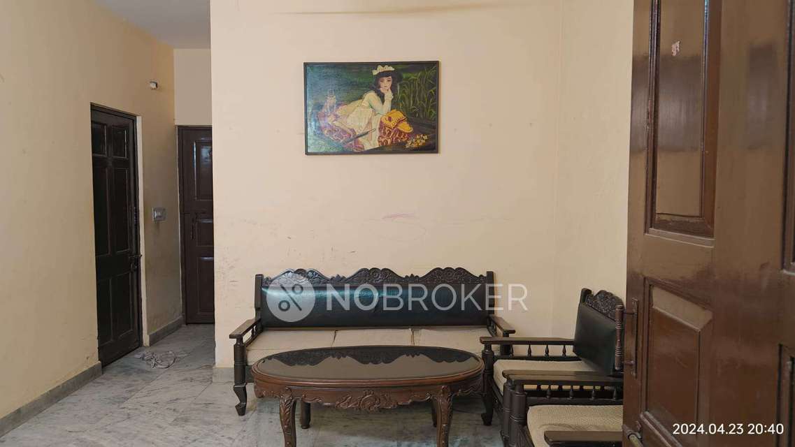 Independent House Hari Nagar Ashram Rent WITHOUT BROKERAGE Semi