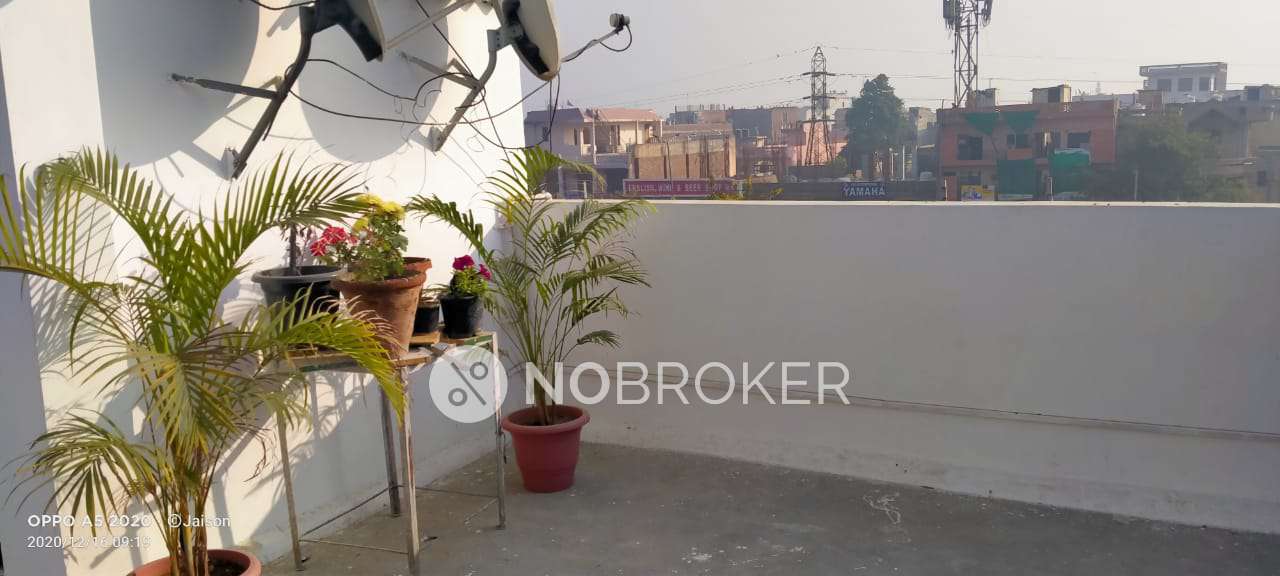 2 BHK Flat In Sb For Sale  In Nk-2, Indraprastha Colony, Sector 32, Faridabad, Haryana 121003, India