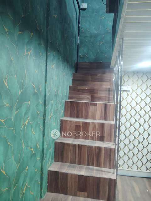 Shop in Sector 4, Noida for Rent 