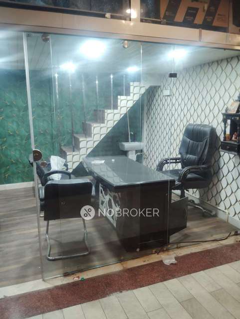 Shop in Sector 4, Noida for Rent 