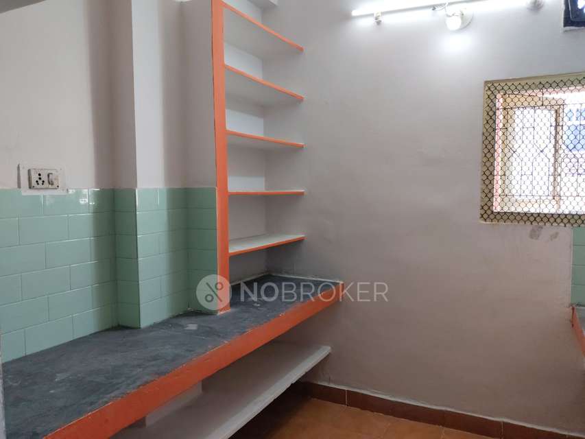 2 BHK Flat In Sai Murali Appartment For Sale  In  Habsiguda