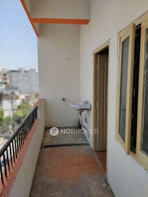 2 BHK Flat In Sai Murali Appartment For Sale  In  Habsiguda