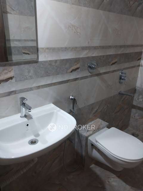 2 BHK Flat In Leisure Town for Rent  In Leisure Town