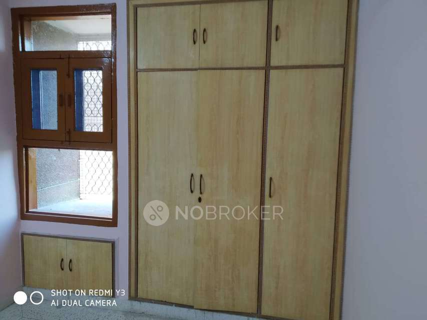 3 BHK Flat In Progressive Apartment For Sale  In Dwarka