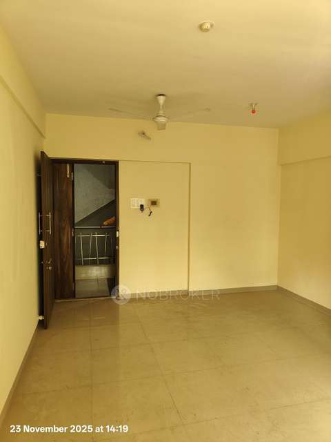 2 BHK Flat In Pushkraj Chs For Sale  In Malad East
