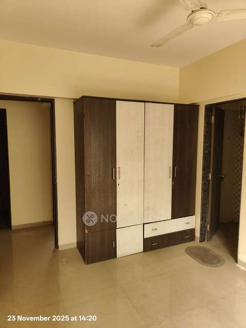 2 BHK Flat In Pushkraj Chs For Sale  In Malad East