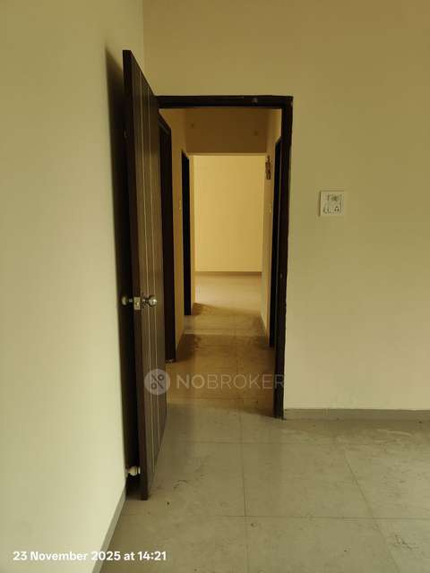 2 BHK Flat In Pushkraj Chs For Sale  In Malad East