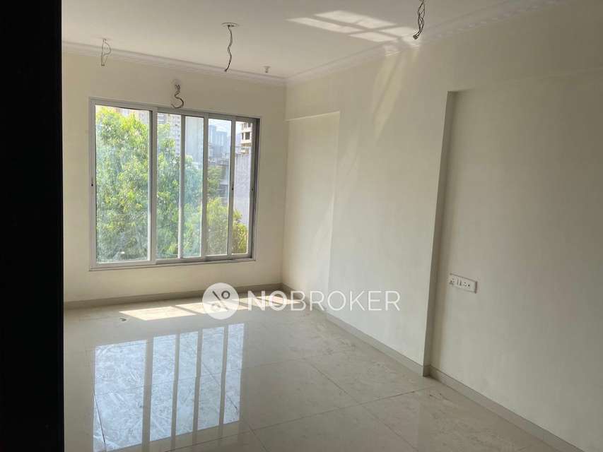 2 BHK Flat In Keshav Niwas Building, Dhanlaxmi  For Sale  In Mulund East