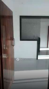 2 BHK Flat In Keshav Niwas Building, Dhanlaxmi  For Sale  In Mulund East