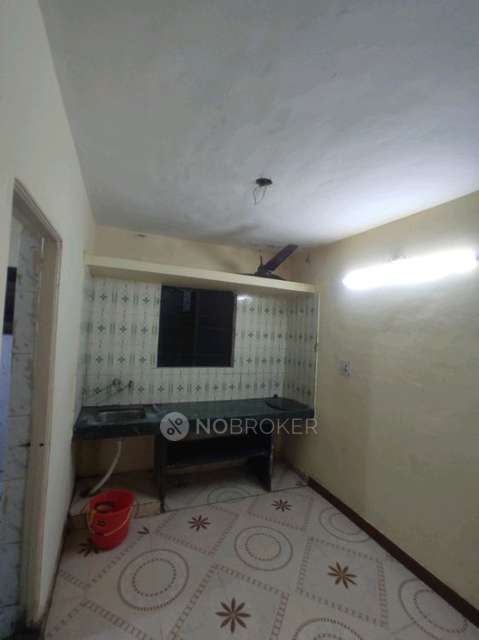 1 RK Flat In Savali Building for Rent  In Viman Nagar