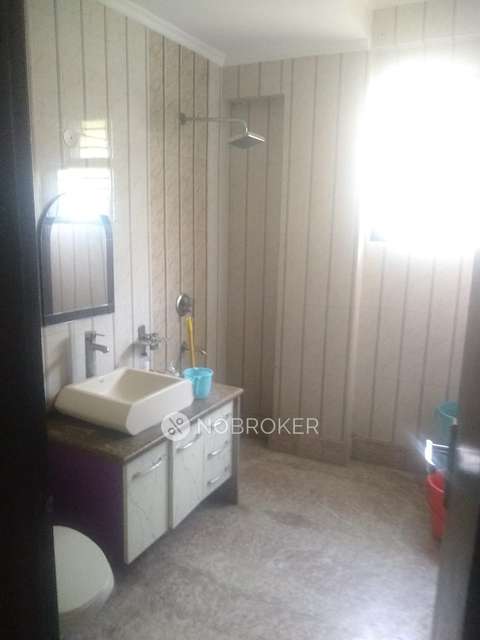 3 BHK Flat In Apartment For Sale  In Tilak Nagar