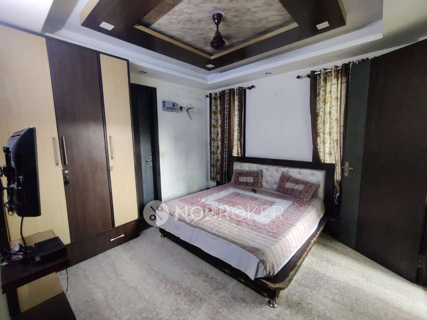 3 BHK Flat In Apartment For Sale  In Tilak Nagar