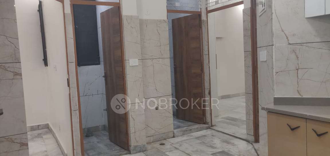 2 BHK House For Sale In Tilak Nagar