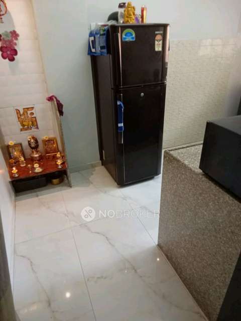 1 BHK Flat In Crom Park Chs For Sale  In Vartak Nagar, Thane West