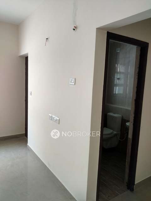 1 BHK Flat In Marg Pushkara For Sale  In Padur
