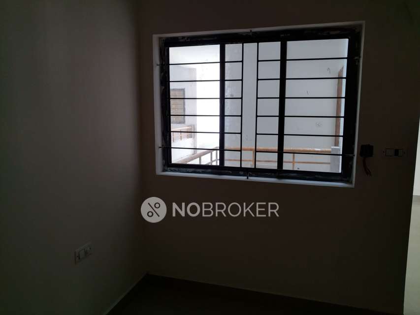 1 BHK Flat In Marg Pushkara For Sale  In Padur