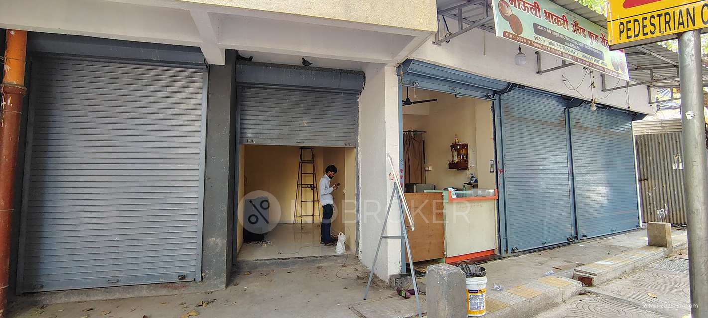 Shop in Mulund East, Mumbai for Rent 