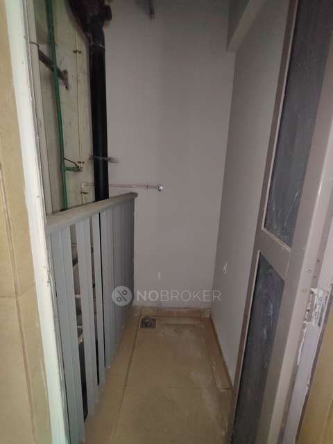 1 BHK Flat In Kalpataru Immensa For Sale  In Kolshet, Thane West