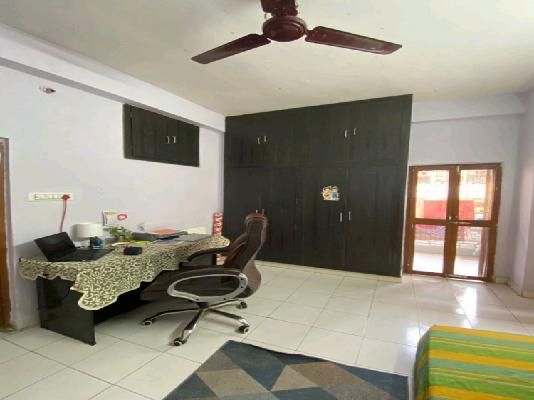 3 BHK Flat In Sai Ram Paradise For Sale  In Madinaguda