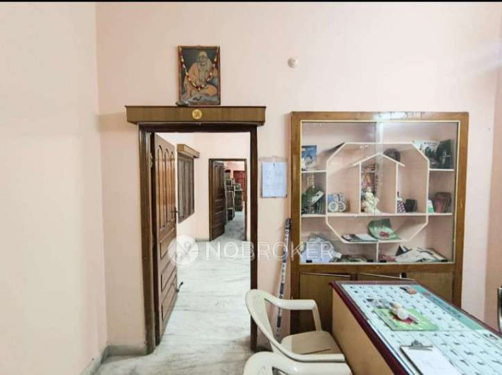 4+ BHK Flat In Sd For Sale  In Kothapet