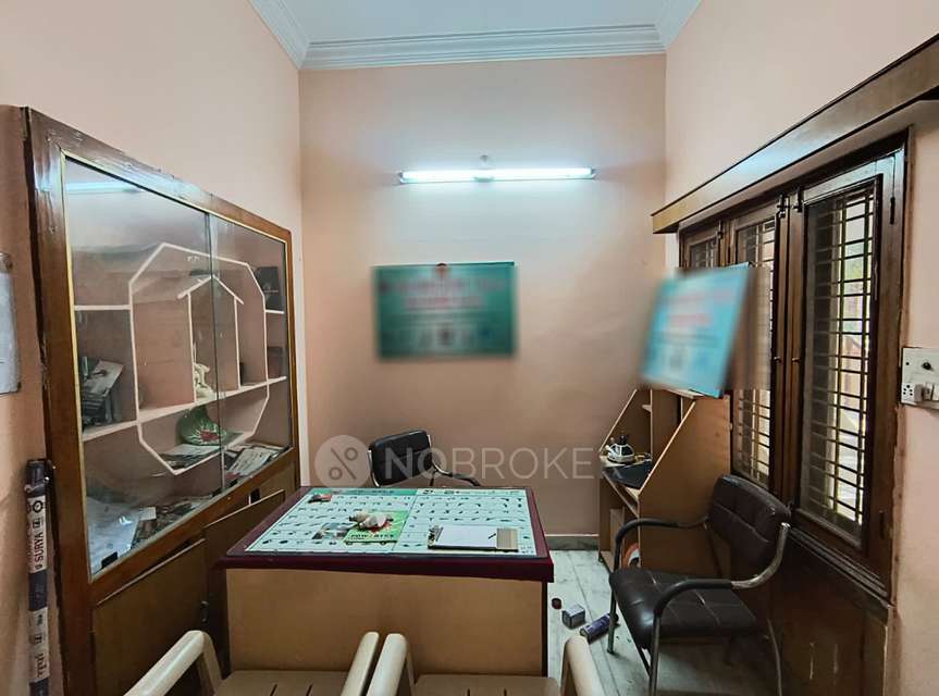 4+ BHK Flat In Sd For Sale  In Kothapet