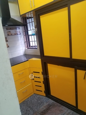 3 BHK Flat In Swathi Young Man Apartment for Rent  In Sarathy Street