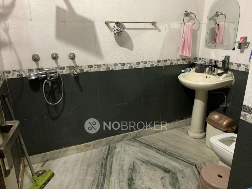 2 BHK Flat In Standalone Building  For Sale  In  Budh Vihar