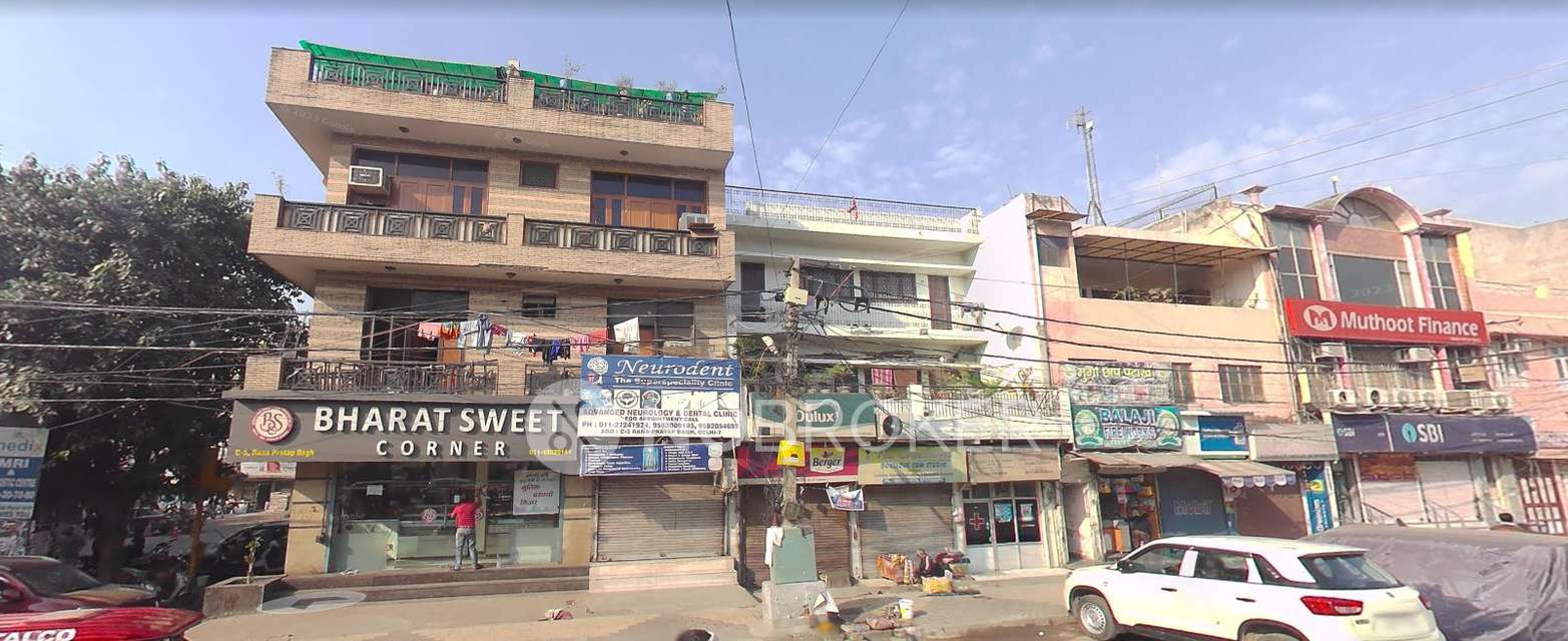 Shop in Ashok Vihar, Delhi for Rent 