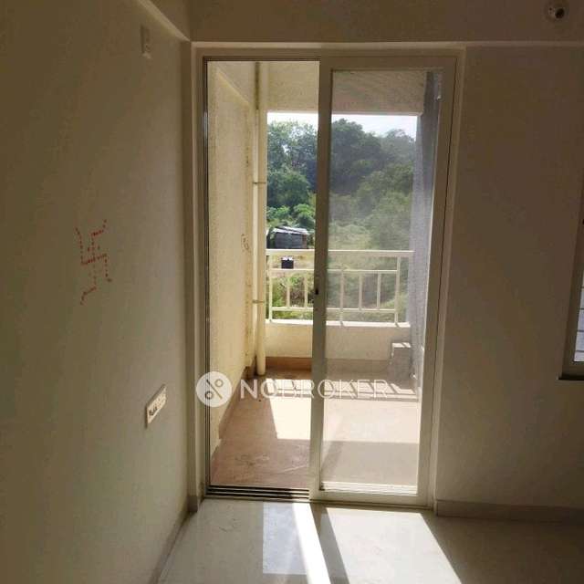 2 BHK Flat In Kusum Kunj Apartment for Rent  In Manjri Bk