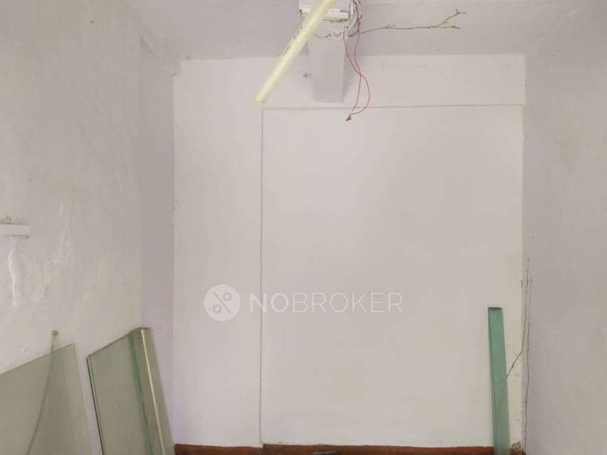 Shop in Kandivali , Mumbai for Rent 