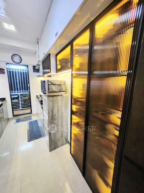 2 BHK Flat In Atul Blue Meadows Chs Ltd For Sale  In Blue Meadows