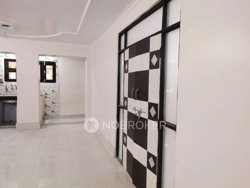 2 BHK Flat For Sale  In Anand Vihar