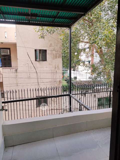 2 BHK Flat For Sale  In Anand Vihar