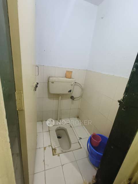 Single Room for Female In 2 BHK  In Vineet Apartment In Karve Nagar