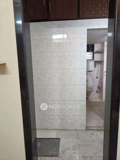 2 BHK Flat In Pooja Enclave Building For Sale  In Santacruz (east)