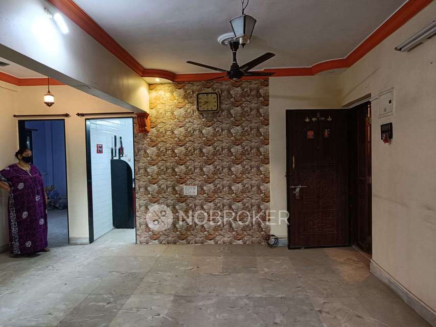 2 BHK Flat In Pooja Enclave Building For Sale  In Santacruz (east)