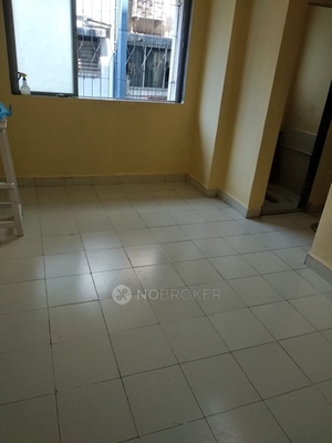 1 RK Flat In Vignaswer Socity for Rent  In Andheri East